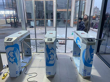 大樓通道閘案例